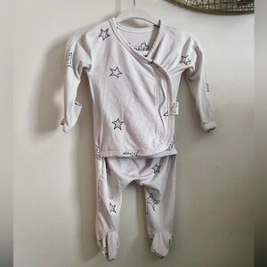 Bonsie skin to skin babywear footed pajamas